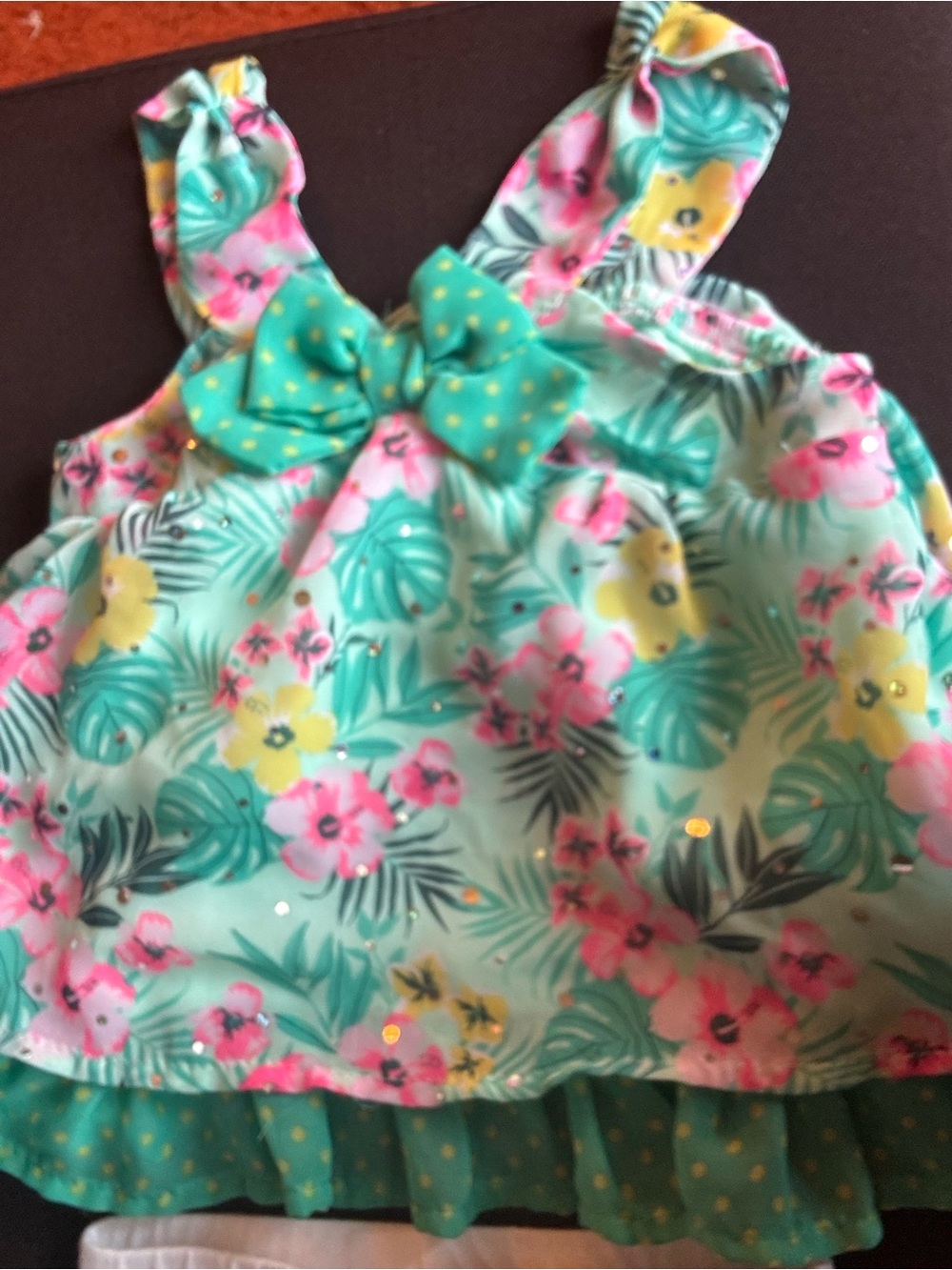 18MO girls matching set, never worn
SAVE & BUNDLE